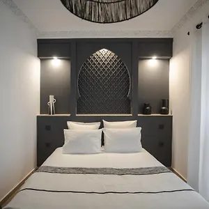 Riad M-17 &, Marrakesh
